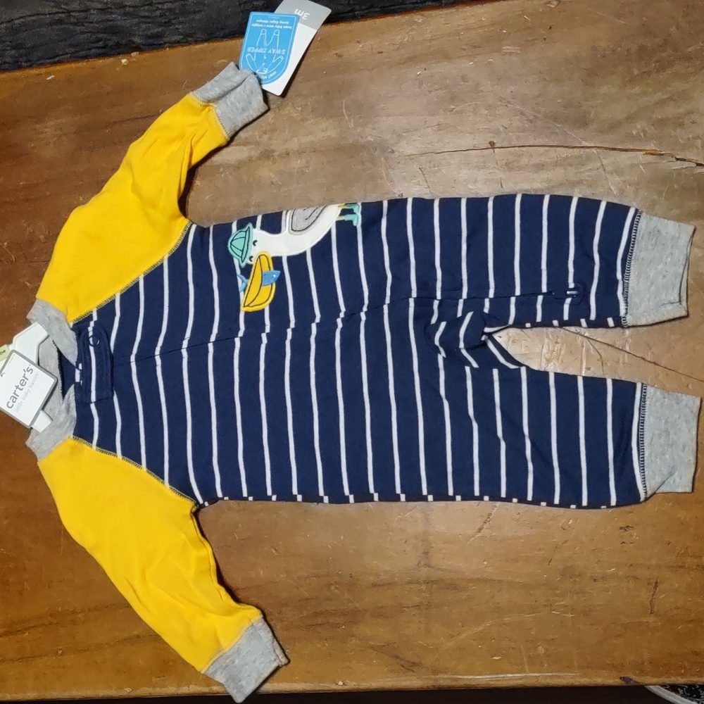 Carter's Pelican one piece pajamas no feet